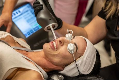 Nouvaderm Face + Neck (Light Resurfacing Treatment) on KamloopsBids