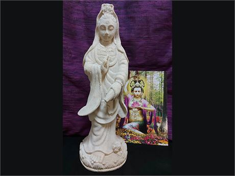 Statue and Print on KamloopsBids